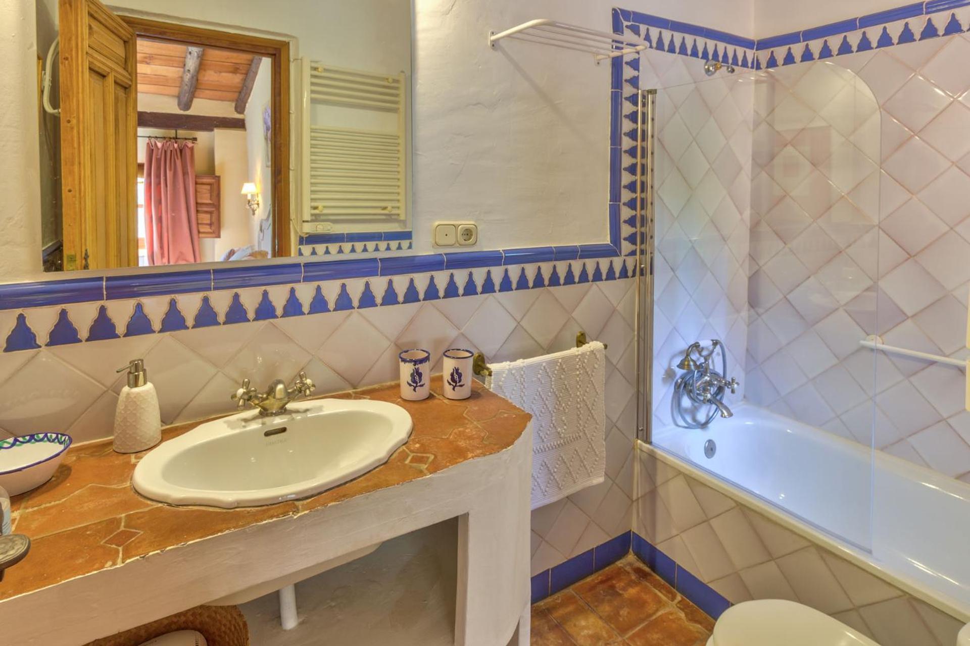 Cortijo El Pino Retreat Bed & Breakfast Albuñuelas Exterior foto